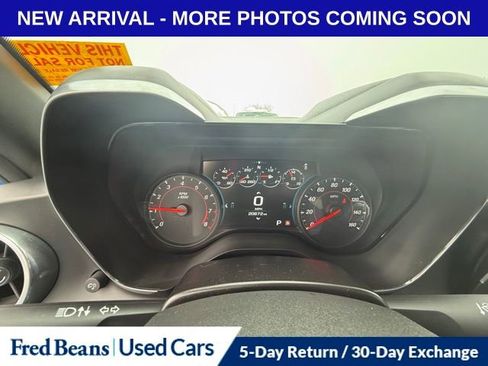 Used 2016 Chevrolet Camaro LT image 15