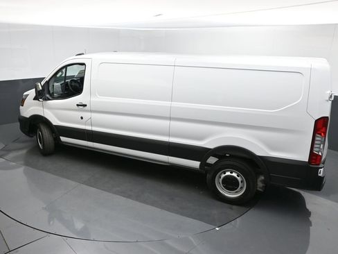 New 2026 Ford Transit 250 Base image 32