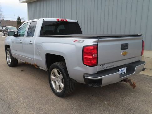 Used 2016 Chevrolet Silverado 1500 LT w/ LT Convenience Package image 7