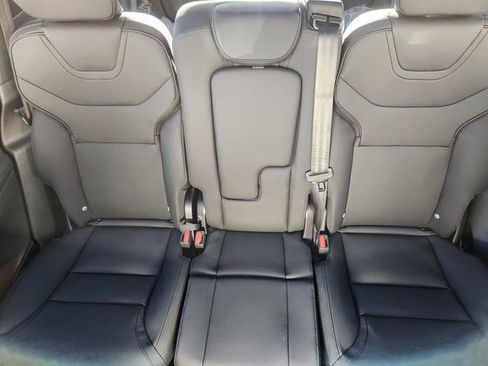 New 2025 Volvo EX90 Ultra w/ Protection Package Premier image 14