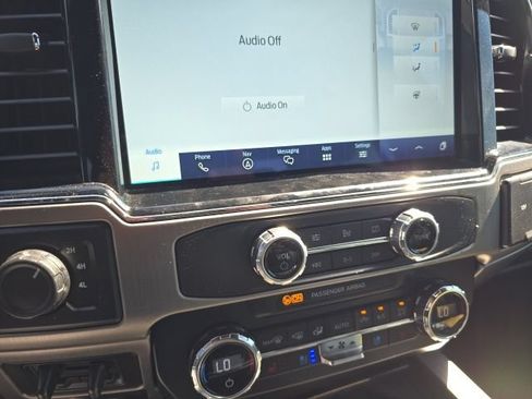 Used 2022 Ford F450 Platinum AWD/4WD image 11