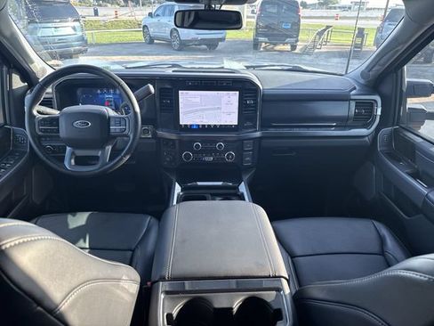 Used 2024 Ford F250 Lariat w/ Black Appearance Package AWD/4WD image 21
