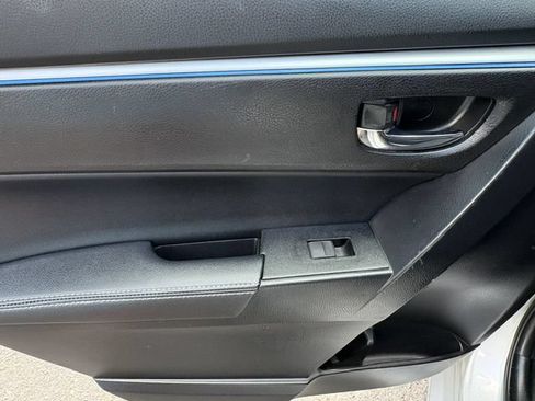 Used 2016 Toyota Corolla LE Premium FWD image 15