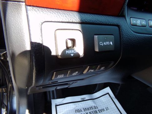 Used 2010 Lexus LS 460 Base AWD 4dr Sedan image 23