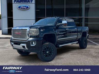 Used 2015 GMC Sierra 2500 Denali w/ Duramax Plus Package