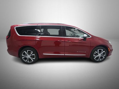 New 2026 Chrysler Pacifica Pinnacle AWD/4WD image 4