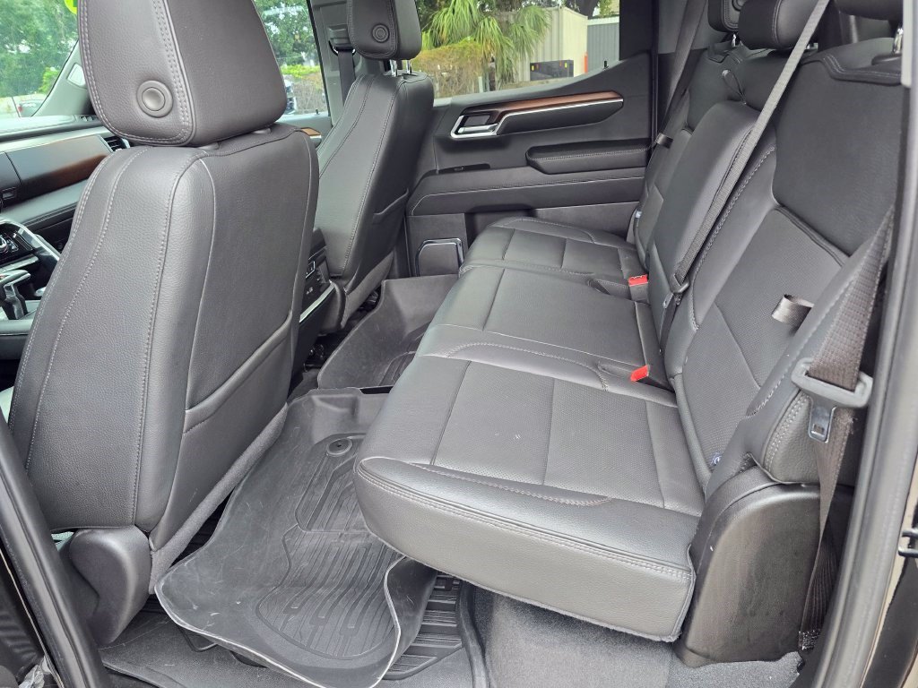 Used 2025 GMC Sierra 1500 Denali AWD/4WD image 36