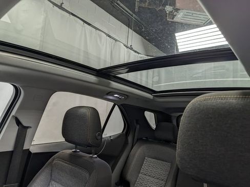 Certified 2023 Chevrolet Equinox LT FWD image 12