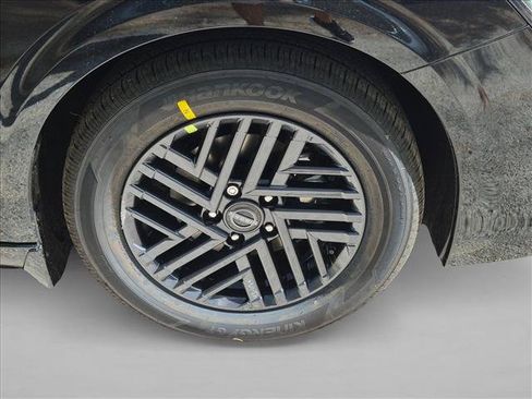 New 2026 Nissan Sentra SV w/ Floor Mat Package FWD image 9