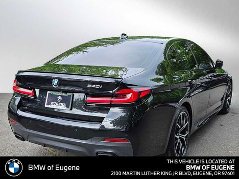 Used 2023 BMW 540i w/ M Sport Package RWD image 3