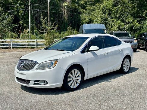 Used 2016 Buick Verano FWD image 3