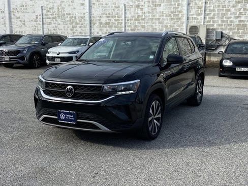 Used 2022 Volkswagen Taos SE image 8