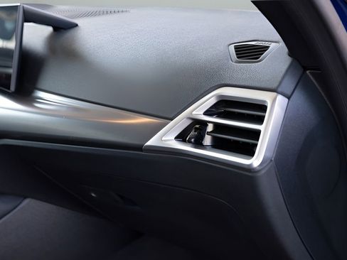 Used 2025 BMW 430i xDrive w/ M Sport Package image 77