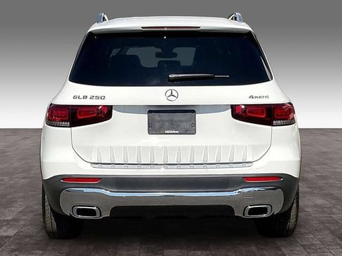 Certified 2023 Mercedes-Benz GLB 250 4MATIC image 6