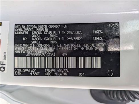 Certified 2025 Toyota 4Runner Limited AWD/4WD image 25