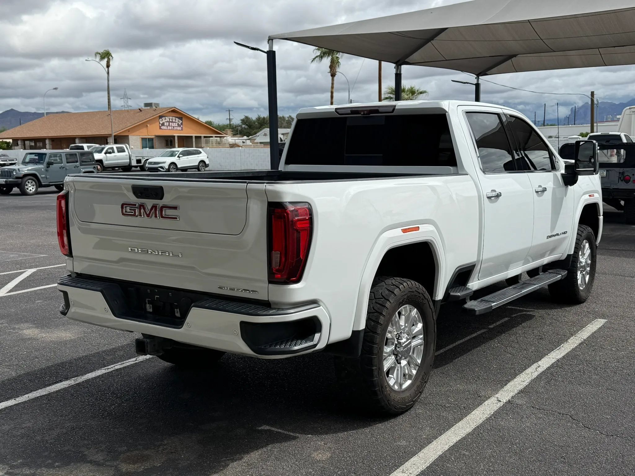 Used 2020 GMC Sierra 2500 Denali w/ Denali Ultimate Package AWD/4WD image 10