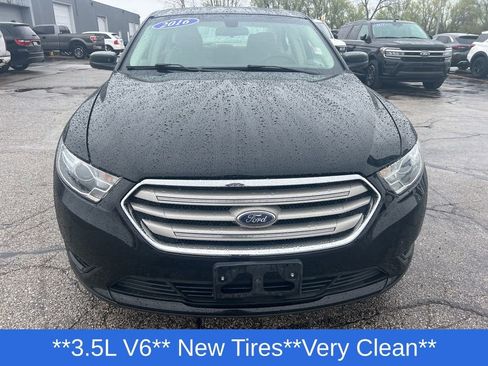 Used 2016 Ford Taurus SE FWD image 4