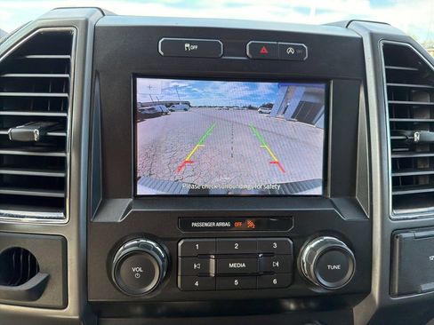 Used 2020 Ford F150 XLT image 21