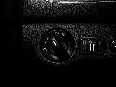 Used 2019 Dodge Charger SRT Hellcat w/ Navigation & Travel Group image 30