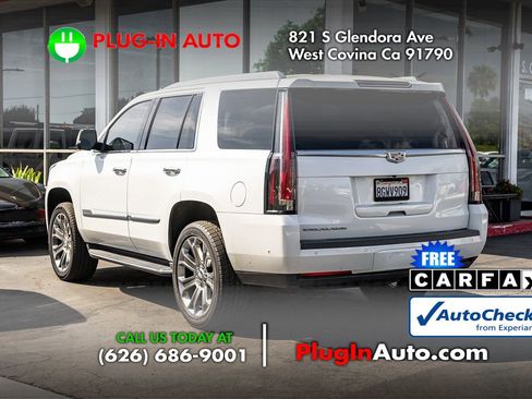 Used 2019 Cadillac Escalade 2WD image 2
