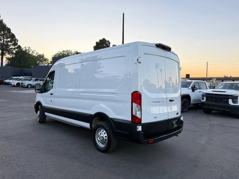 Used 2023 Ford Transit 250 Medium Roof AWD image 4