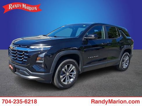 Used 2025 Chevrolet Equinox LT AWD/4WD image 1