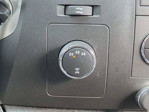 Used 2013 Chevrolet Silverado 3500 LT w/ Interior Plus Package AWD/4WD image 19