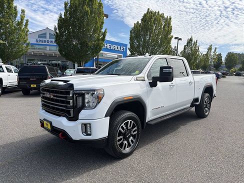 Certified 2022 GMC Sierra 3500 AT4 w/ AT4 Premium Plus Package AWD/4WD image 2