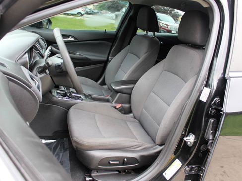 Used 2019 Chevrolet Cruze LT w/ LT Fleet Convenience Package FWD image 16