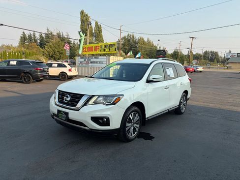 Used 2018 Nissan Pathfinder 4WD image 5