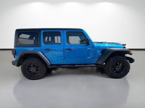 Used 2024 Jeep Wrangler Willys AWD/4WD image 6