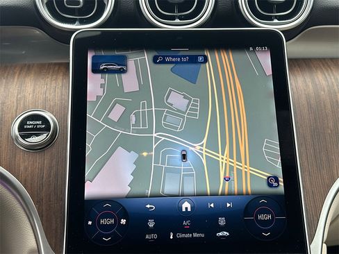 Certified 2025 Mercedes-Benz GLC 300 4MATIC image 31