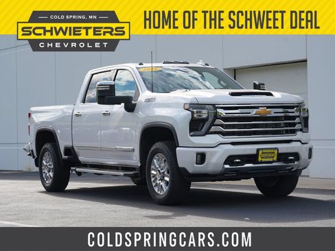 Certified 2025 Chevrolet Silverado 3500 High Country w/ High Country Premium Package AWD/4WD image 1