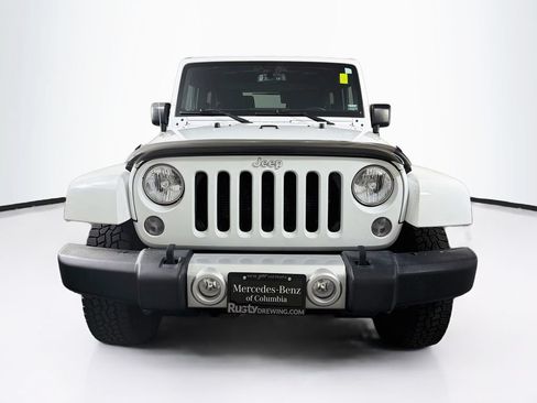 Used 2015 Jeep Wrangler Sahara AWD/4WD image 2