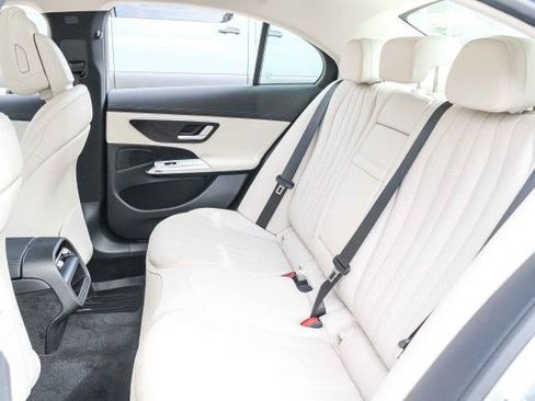 New 2026 Mercedes-Benz E 350 4MATIC Sedan image 18