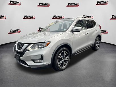 Used 2018 Nissan Rogue SL w/ Premium Package