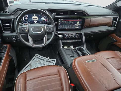 Used 2024 GMC Sierra 3500 Denali Ultimate image 11