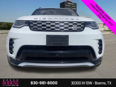 Used 2023 Land Rover Discovery Metropolitan Edition AWD/4WD image 5