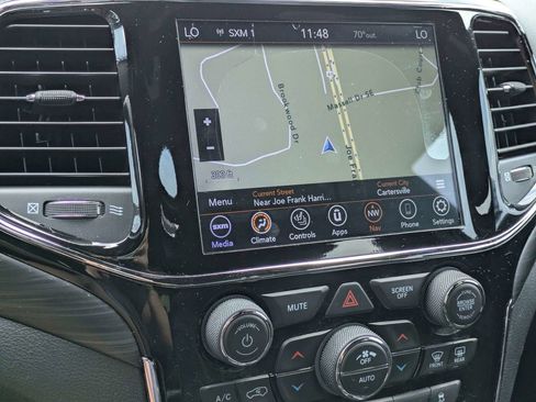 Used 2020 Jeep Grand Cherokee Altitude RWD image 19