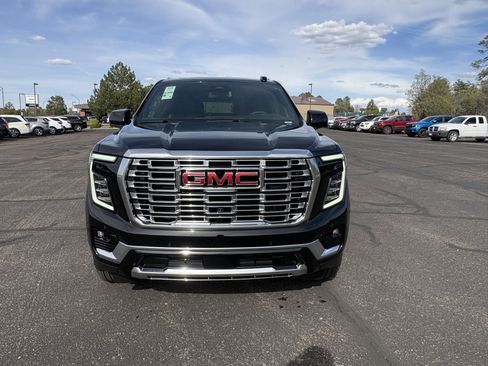 New 2026 GMC Yukon Denali w/ Sun & Power Step Package AWD/4WD image 3