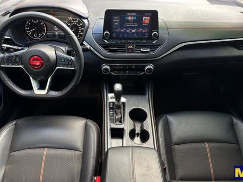 Used 2022 Nissan Altima 2.5 SR image 15