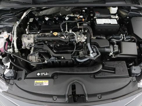 Used 2025 Toyota Corolla SE image 35