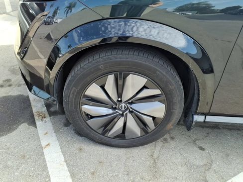 Certified 2023 Nissan Ariya FWD image 10
