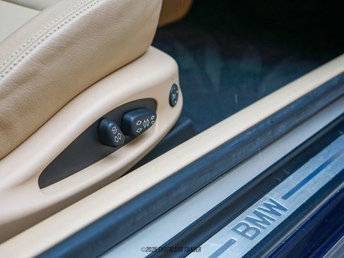 Used 2006 BMW 330Ci Convertible image 37