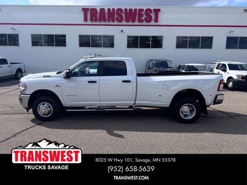 Used 2024 RAM 3500 Big Horn image 2