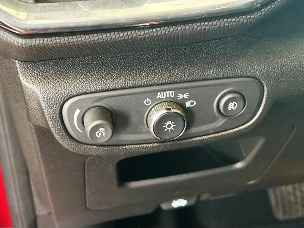 Used 2021 Chevrolet TrailBlazer LT w/ Driver Confidence Package AWD/4WD image 12