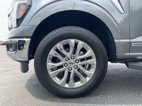 Used 2025 Ford F150 Lariat w/ Equipment Group 501A Mid image 18