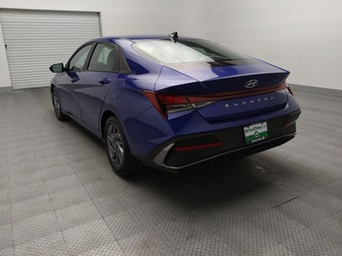Used 2024 Hyundai Elantra SEL image 5