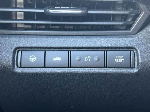 Used 2021 Nissan Altima 2.5 SL FWD image 21