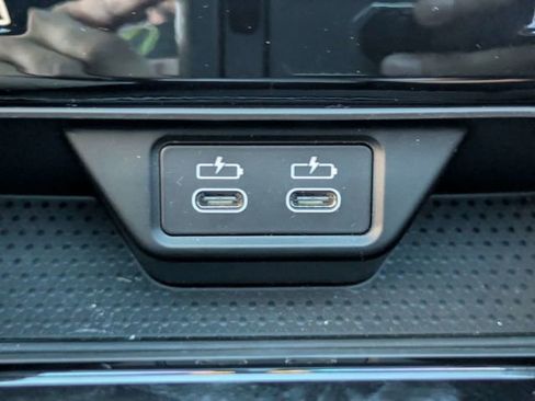 Used 2025 BMW 840i w/ Comfort Seating Package RWD image 13